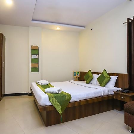 Hotel Ashoka Palace Ujjain Εξωτερικό φωτογραφία