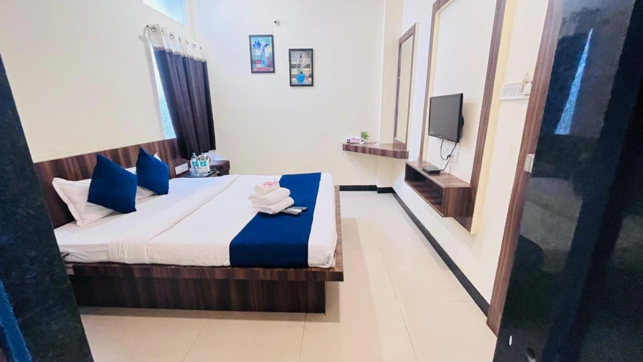 Hotel Ashoka Palace Ujjain Εξωτερικό φωτογραφία