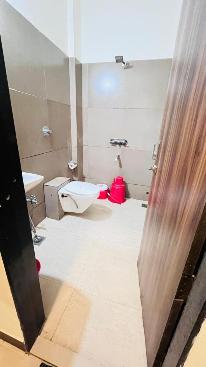 Hotel Ashoka Palace Ujjain Εξωτερικό φωτογραφία