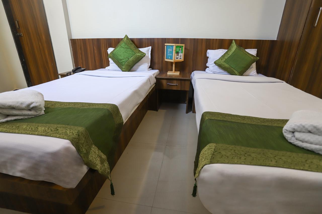 Hotel Ashoka Palace Ujjain Εξωτερικό φωτογραφία