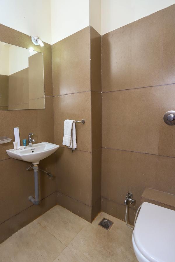 Hotel Ashoka Palace Ujjain Εξωτερικό φωτογραφία