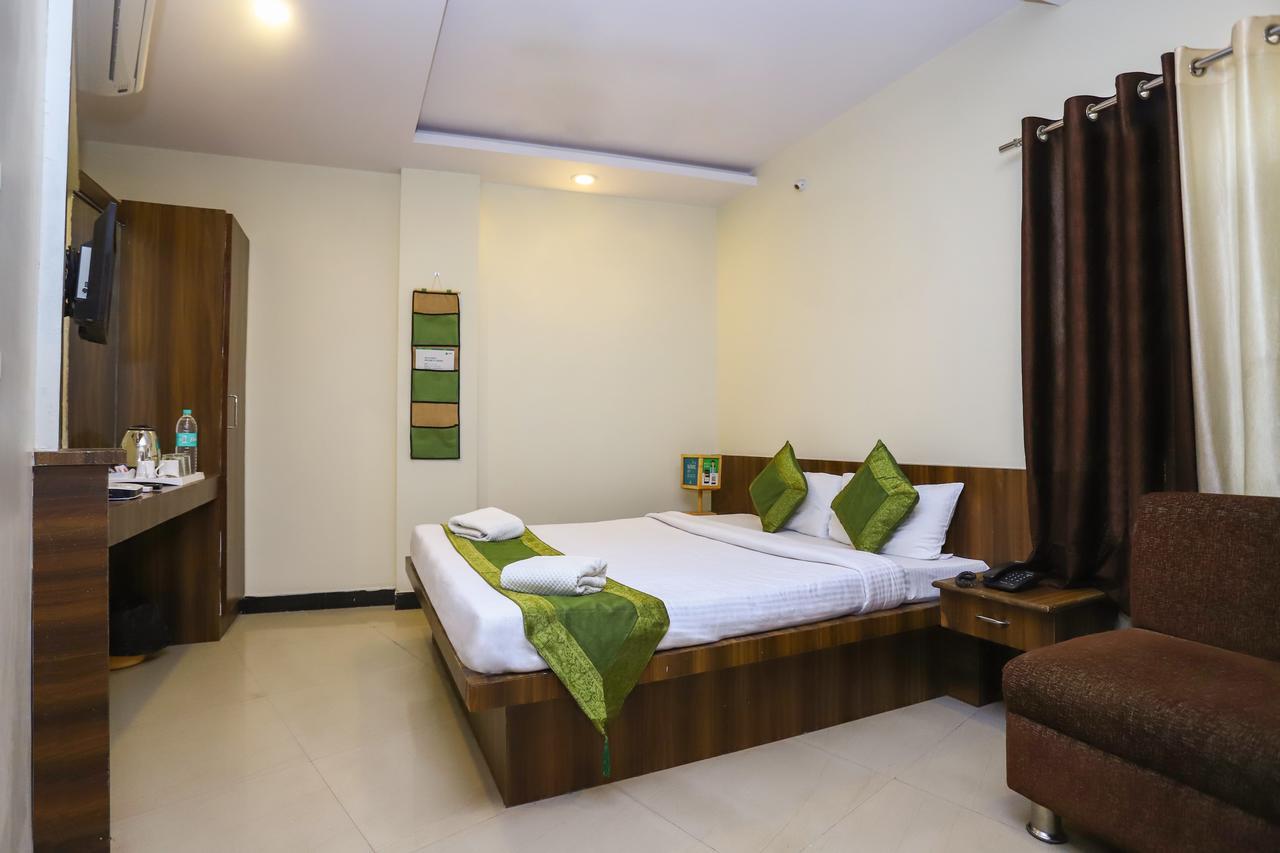 Hotel Ashoka Palace Ujjain Εξωτερικό φωτογραφία