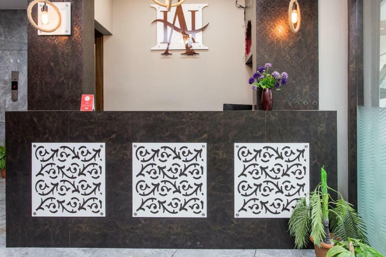 Hotel Ashoka Palace Ujjain Εξωτερικό φωτογραφία