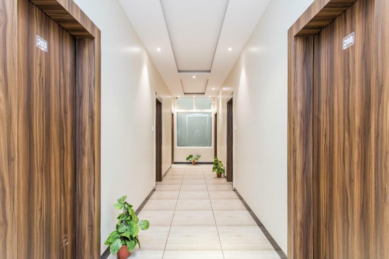 Hotel Ashoka Palace Ujjain Εξωτερικό φωτογραφία